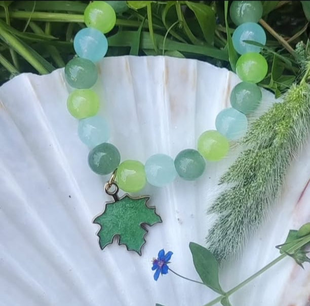 green maple leaf charm bracelet