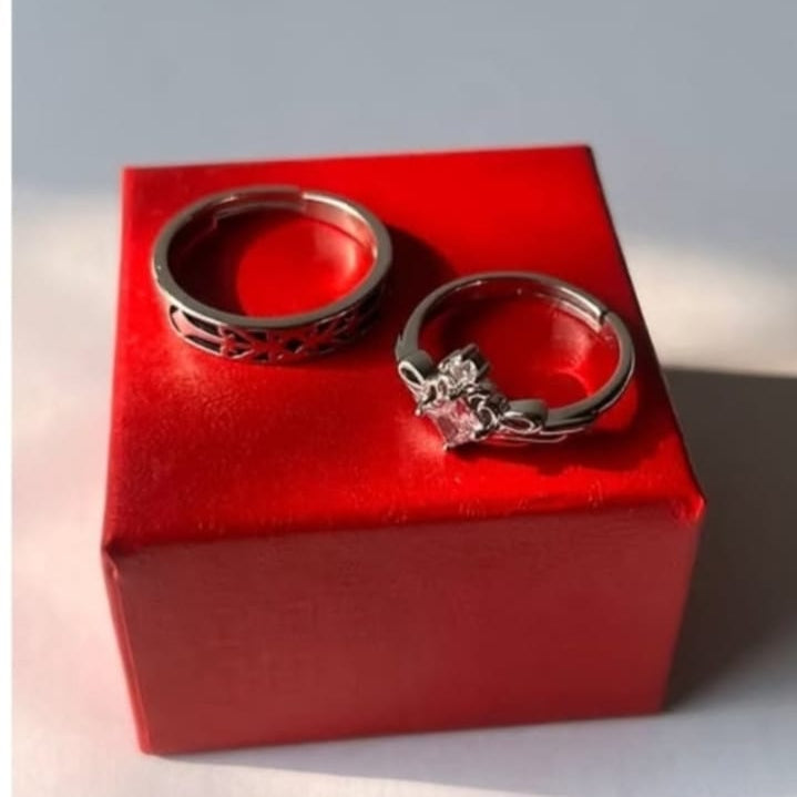 Elegant Silver Couple Ring Set
