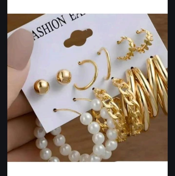 9-Pair Gold &amp; Pearl Fashion Earring Set for Women